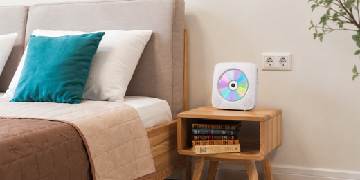 Gueray Y01 portable CD player in a real room